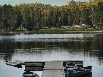 Stockade Lake at the trailhead for the Custer State Park Spur Trail that connects to Mickelson Trail.